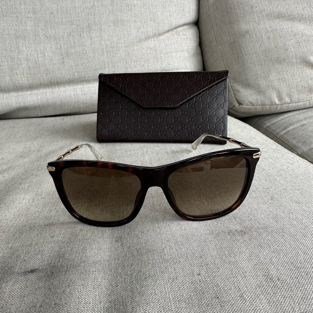 Gucci Women’s tortoiseshell square frame sunglasses